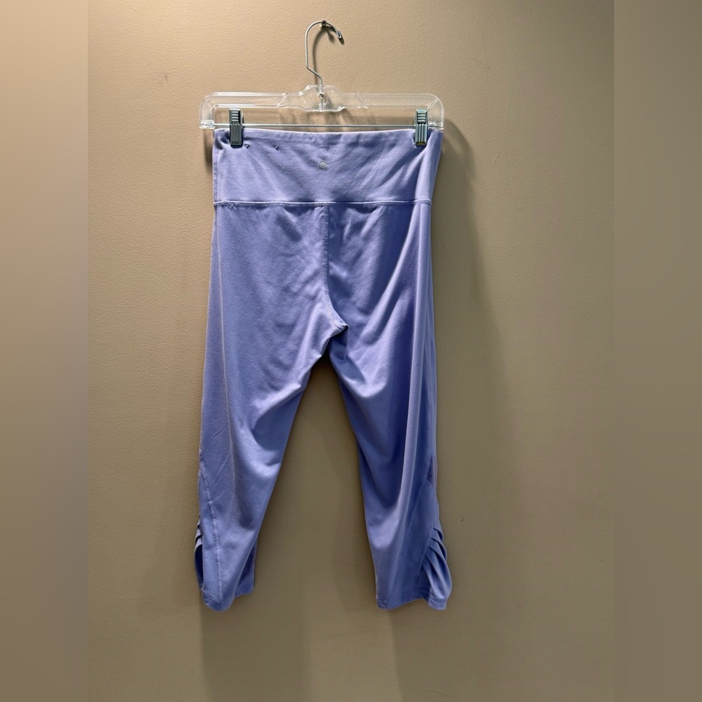 💜 Brand New Light Purple Leggings – Size M – Fun Mesh Detail! - Picture 2 of 3